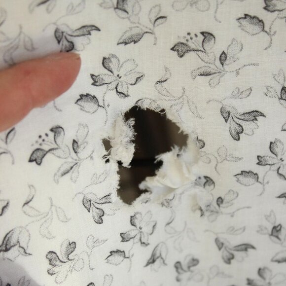 Vintage Antique 1890s Skirt, Victorian Gray and White Floral Cotton with Ruffle - Picture 5 of 10